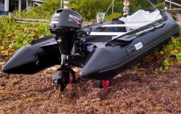 Suzuki 20 HP Kısa Şaft Manuel & Marşlı Deniz Motoru