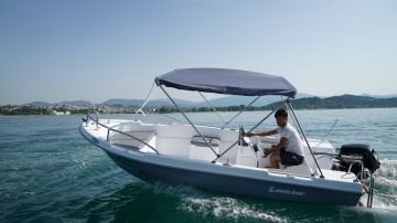 Marinboat 4.50 'S' Deluxe Konsollu Tekne